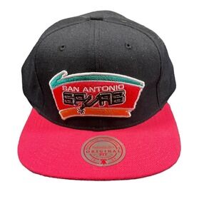 San Antonio Spurs Snapback Hat By Mitchell‎ & Ness 90s Retro Style Black & Red